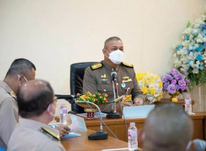 <strong>อ่านเพิ่มเติมเกี่ยวกับ</strong><br>พลเรือเอก พงษ์เทพ หนูเทพ องคมนตรี เชิญสิ่งของพระราชทาน มอบแก่ประชาชนที่ประสบอุทกภัย จังหวัดสุโขทัย พลเรือเอก พงษ์เทพ หนูเทพ องคมนตรี เชิญสิ่งของพระราชทาน มอบแก่ประชาชนที่ประสบอุทกภัย จังหวัดสุโขทัย