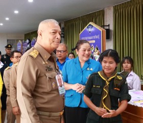 พลเรือเอก พงษ์เทพ หนูเทพ องคมนตรี ประธานกรรมการบริหาร ... พารามิเตอร์รูปภาพ 3