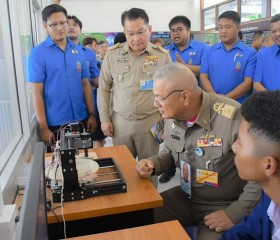 พลเรือเอก พงษ์เทพ หนูเทพ องคมนตรี ... พารามิเตอร์รูปภาพ 11