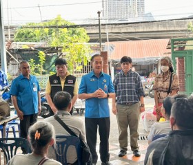 นายวิลาศ รุจิวัฒนพงศ์ รองประธานฝ่ายบรรเทาทุกข์ ... พารามิเตอร์รูปภาพ 5