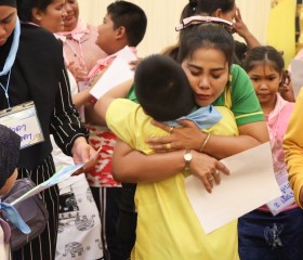 พลเรือเอก พงษ์เทพ หนูเทพ องคมนตรี ... พารามิเตอร์รูปภาพ 38