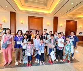 พลเรือเอก พงษ์เทพ หนูเทพ องคมนตรี ... พารามิเตอร์รูปภาพ 40