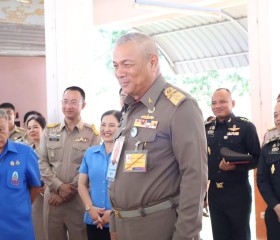 พลเรือเอก พงษ์เทพ หนูเทพ องคมนตรี ประธานกรรมการบริหาร ... พารามิเตอร์รูปภาพ 1