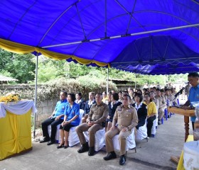 นายเกษม ใจจันทร์ นายอำเภอแม่ทะ ... พารามิเตอร์รูปภาพ 3