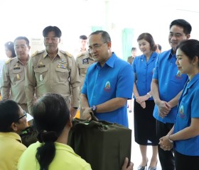 นายสมคิด จันทมฤก ผู้ว่าราชการจังหวัดปทุมธานี ... พารามิเตอร์รูปภาพ 7