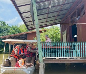 พระบาทสมเด็จพระเจ้าอยู่หัว ทรงพระกรุณาโปรดเกล้าฯ ให้ พลเอก ... พารามิเตอร์รูปภาพ 15