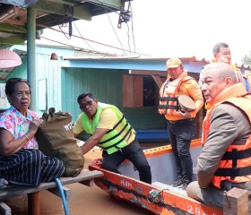 พระบาทสมเด็จพระเจ้าอยู่หัว ทรงพระกรุณาโปรดเกล้าฯ ให้ ... พารามิเตอร์รูปภาพ 25