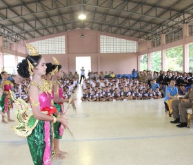 ประธานกรรมการบริหารมูลนิธิราชประชานุเคราะห์ฯ ... พารามิเตอร์รูปภาพ 1