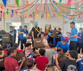 นายวิลาศ รุจิวัฒนพงศ์ รองประธานฝ่ายบรรเทาทุกข์ ... พารามิเตอร์รูปภาพ 18