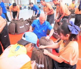 นายวิลาศ รุจิวัฒนพงศ์ รองประธานฝ่ายบรรเทาทุกข์ ... พารามิเตอร์รูปภาพ 22