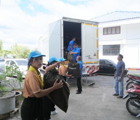 นายวิลาศ รุจิวัฒนพงศ์ รองประธานฝ่ายบรรเทาทุกข์ ... พารามิเตอร์รูปภาพ 13