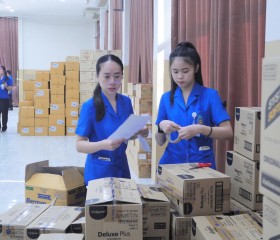 นายวิลาศ รุจิวัฒนพงศ์ รองประธานฝ่ายบรรเทาทุกข์ ... พารามิเตอร์รูปภาพ 2