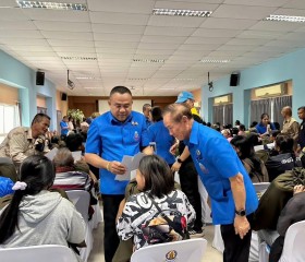 นายประภาส ศรีจันทร์เวียง รองผู้ว่าราชการจังหวัดสุรินทร์ ... พารามิเตอร์รูปภาพ 38