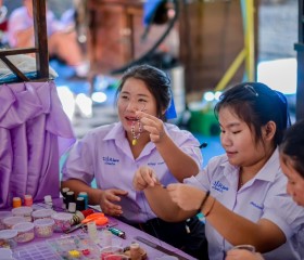 พลเรือเอก พงษ์เทพ หนูเทพ องคมนตรี ... พารามิเตอร์รูปภาพ 2