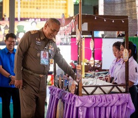 พลเรือเอก พงษ์เทพ หนูเทพ องคมนตรี ... พารามิเตอร์รูปภาพ 7