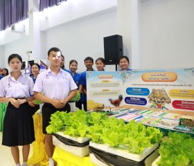 พลเรือเอก พงษ์เทพ หนูเทพ องคมนตรี ... พารามิเตอร์รูปภาพ 5