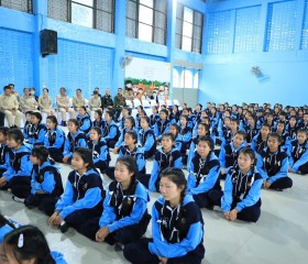 พลเรือเอก พงษ์เทพ หนูเทพ องคมนตรี ... พารามิเตอร์รูปภาพ 1