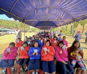 นายพลากร สุวรรณรัฐ องคมนตรี นายกมูลนิธิราชประชานุเคราะห์ฯ ... พารามิเตอร์รูปภาพ 1