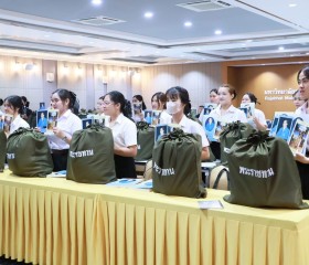 คณะกรรมการฝ่ายการสังคมสงเคราะห์ เจ้าหน้าที่มูลนิธิ ฯ ... พารามิเตอร์รูปภาพ 2