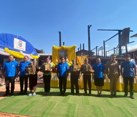 นายชัยพจน์ จรูญพงศ์ ผู้ว่าราชการจังหวัดเลย ... พารามิเตอร์รูปภาพ 4