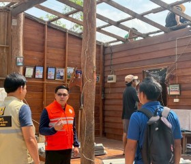 นายปรีชาพล พูลทวี นายอำเภออมก๋อย กรรมการ ... พารามิเตอร์รูปภาพ 2