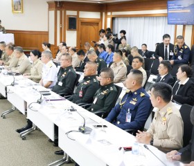 นายพลากร สุวรรณรัฐ นายกมูลนิธิราชประชานุเคราะห์ฯ ... พารามิเตอร์รูปภาพ 6