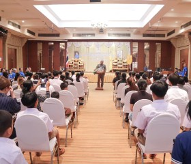 พลเรือเอก พงษ์เทพ หนูเทพ ... พารามิเตอร์รูปภาพ 2