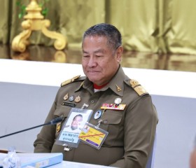 นายพลากร สุวรรณรัฐ องคมนตรี ... พารามิเตอร์รูปภาพ 1