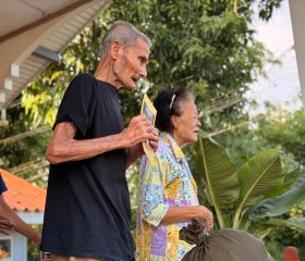 พระบาทสมเด็จพระเจ้าอยู่หัว และสมเด็จพระนางเจ้าฯ ... พารามิเตอร์รูปภาพ 41