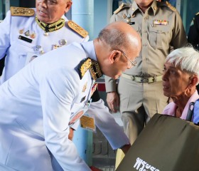 พระบาทสมเด็จพระเจ้าอยู่หัว ... พารามิเตอร์รูปภาพ 15