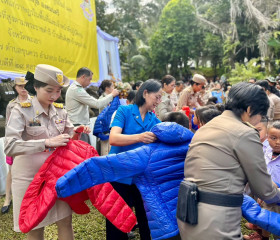 นายพลากร สุวรรณรัฐ องคมนตรี นายกมูลนิธิราชประชานุเคราะห์ ... พารามิเตอร์รูปภาพ 17