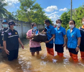 นายโสภณ สุวรรณรัตน์ ผู้ว่าราชการจังหวัดชัยภูมิ ... พารามิเตอร์รูปภาพ 3