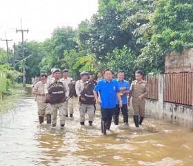 นายวันชัย คงเกษม ผู้ว่าราชการจังหวัดอุดรธานี ... พารามิเตอร์รูปภาพ 1